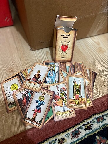 Minimal TAROT kartları