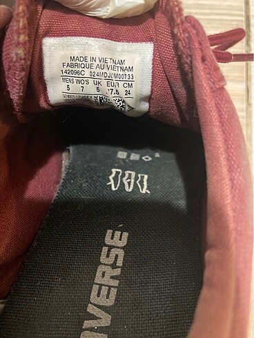37,5 Beden bordo Renk converse orjinal
