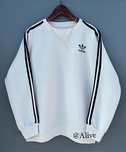 Adidas sweat