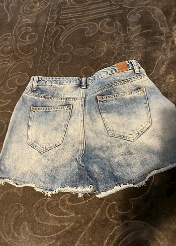 Oxxo Düğmeli Yırtık Mini Kot Şort - Görsel 4