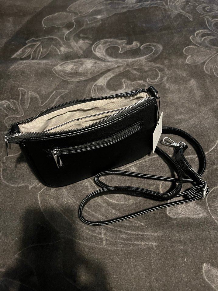 Siyah Yılan Desenli Zincir Detaylı Deri Çanta - Görsel 5