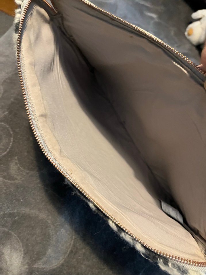 Gri Desenli portföy çanta - Görsel 4