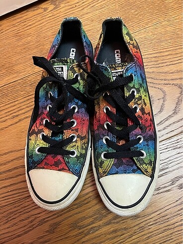 Converse 40 numara