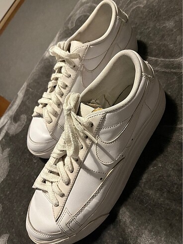43 Beden Nike spor ayakkabı 9.5