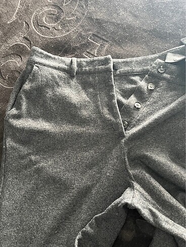 38 Beden gri Renk Massimo Dutti kaşe pantolon.