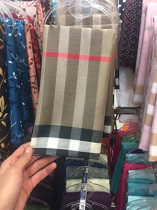 Burberry şal