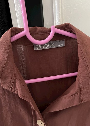 Düğmeli Kahverengi Keten Kadın Gömlek - Görsel 2