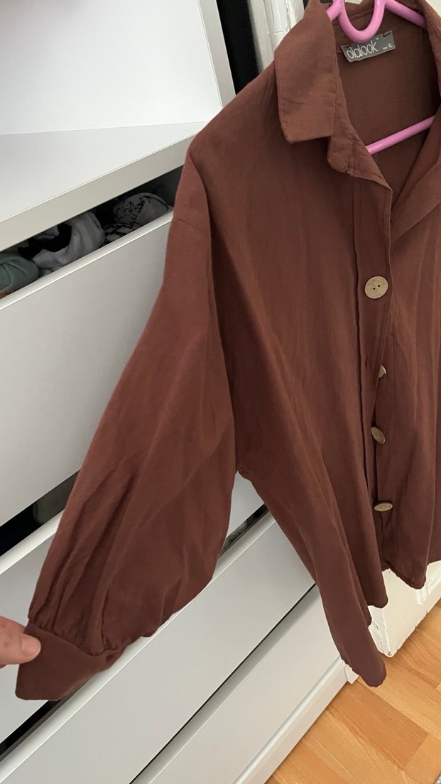 Düğmeli Kahverengi Keten Kadın Gömlek - Görsel 3