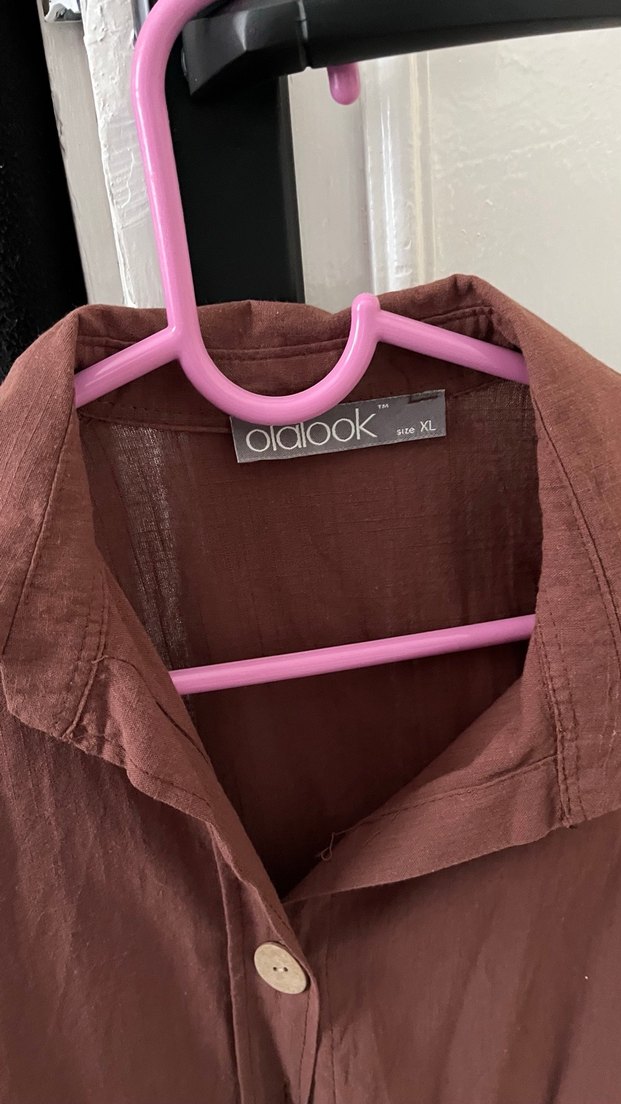 Düğmeli Kahverengi Keten Kadın Gömlek - Görsel 2