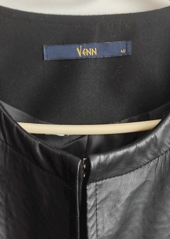 Siyah Deri Kemerli Uzun Kadın Yelek - Görsel 4