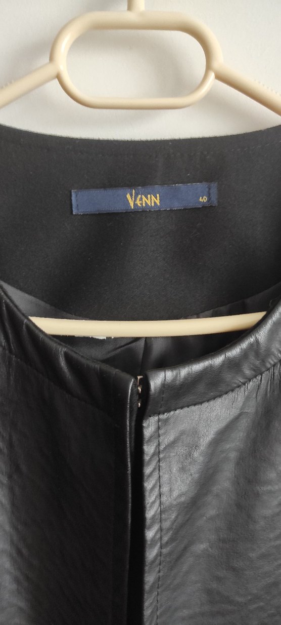 Siyah Deri Kemerli Uzun Kadın Yelek - Görsel 4