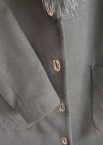 Siyah Kürklü Yaka Uzun Kaban - Görsel 6