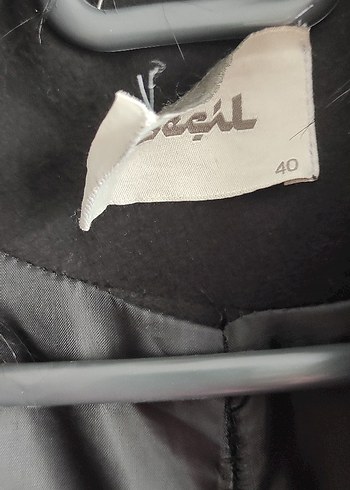 Siyah Kürklü Yaka Uzun Kaban - Görsel 5