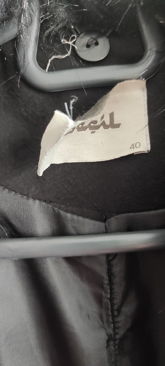 Siyah Kürklü Yaka Uzun Kaban - Görsel 5