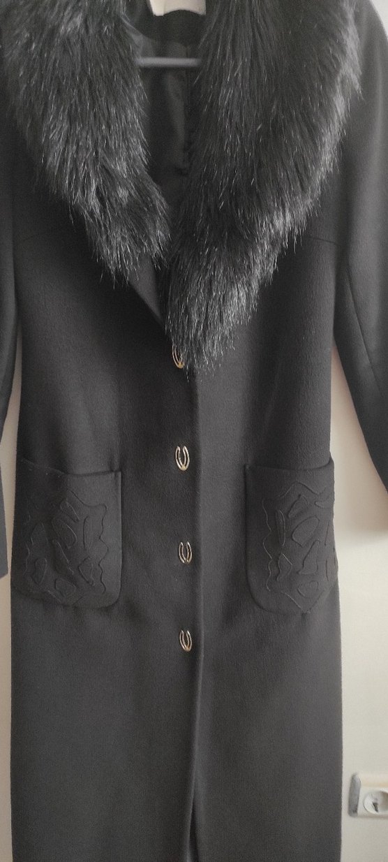 Siyah Kürklü Yaka Uzun Kaban - Görsel 2