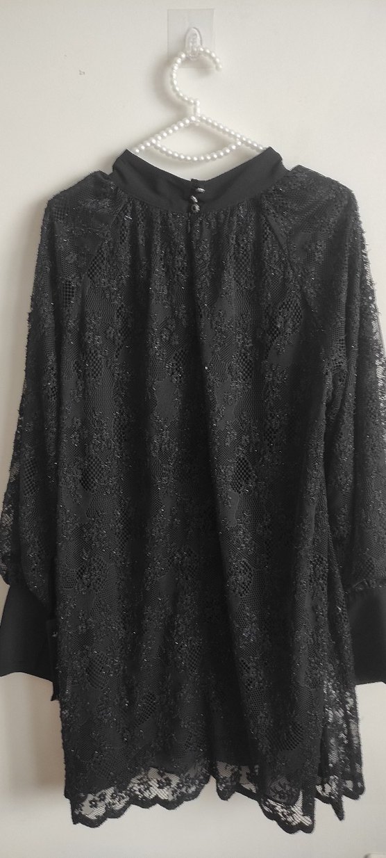 Uzun Siyah Dantelli Gotik Kadın Elbise - Görsel 2