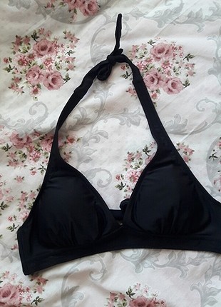 Bikini üstü 