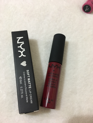 Nyx mat kalıcı 