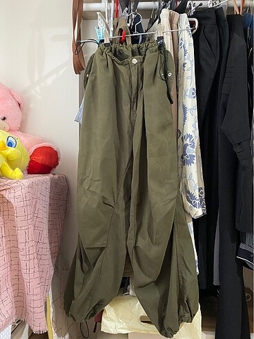 paraşüt pantolon