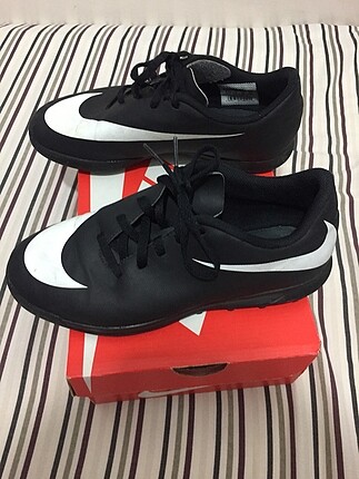 38 Numara Nike Krampon/Halısaha