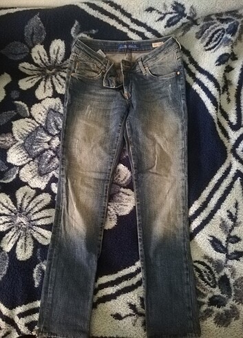 36 Beden Mavi jean