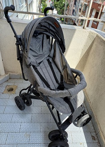 15-36 kg Beden Gri Bebek Arabası Hafif ve Katlanabilir