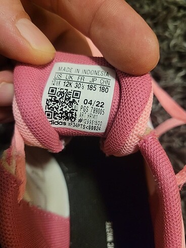 30 Beden Adidas kız çocuk ayakkabı