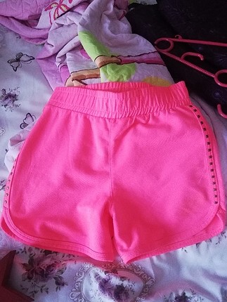 Pembe neon şort