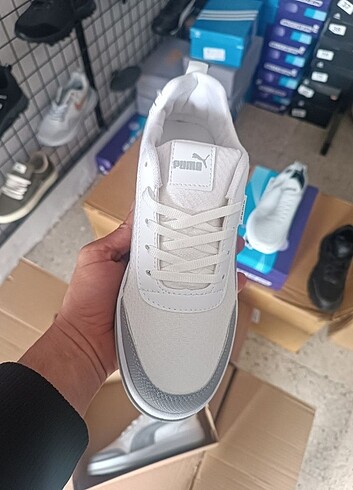 37 Beden beyaz Renk Puma Kadın Spor Ayakkabı Yeni Sezon Kumaş Malzeme Üst Kalite 