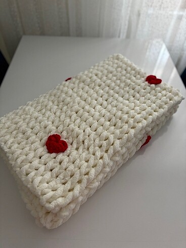 Kalpli bebek battaniyesi 100x100 cm