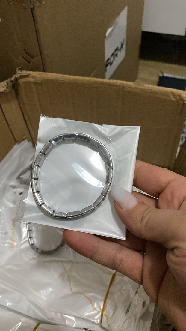 Gri Bileklik - Görsel 2