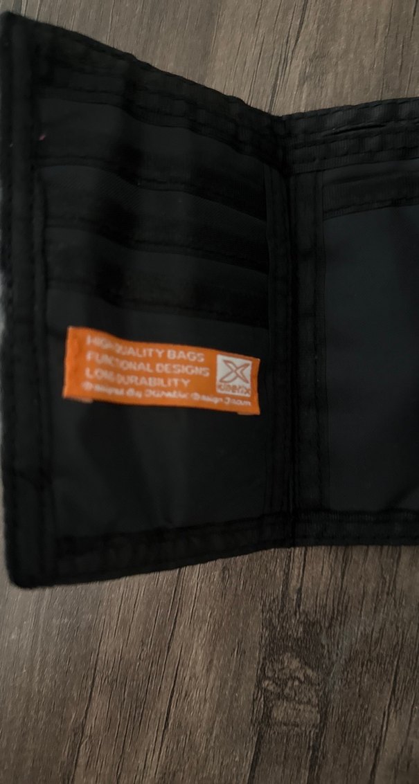 Siyah Minimalist Erkek Cüzdan - Görsel 4