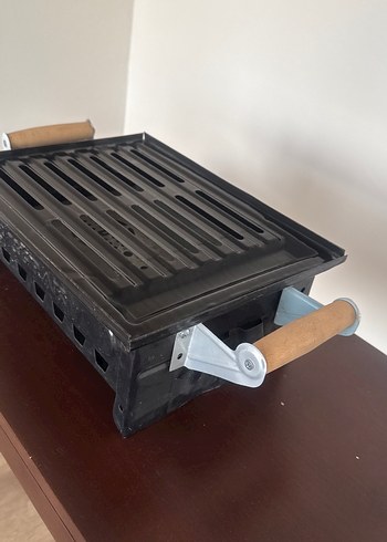 Ahşap Saplı Siyah Masaüstü Mangal - Görsel 5