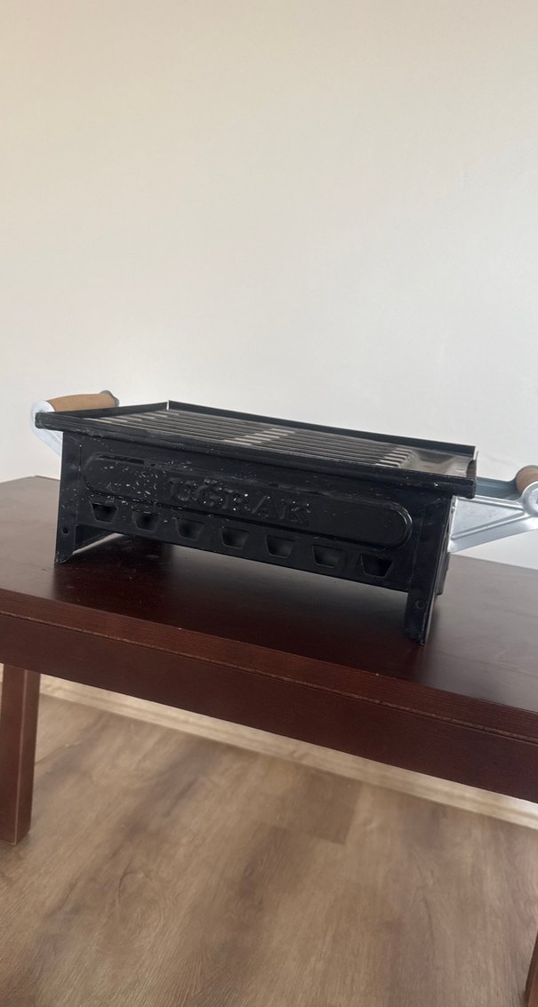 Ahşap Saplı Siyah Masaüstü Mangal - Görsel 2