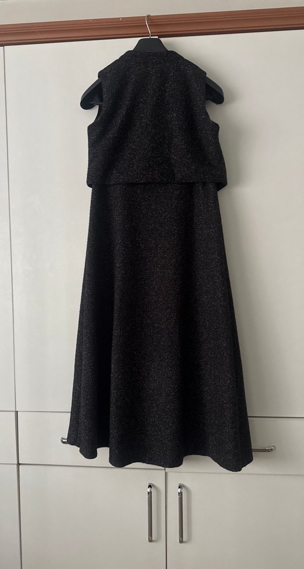 Siyah Kışlık Etek - Yelek Takımı - Görsel 5