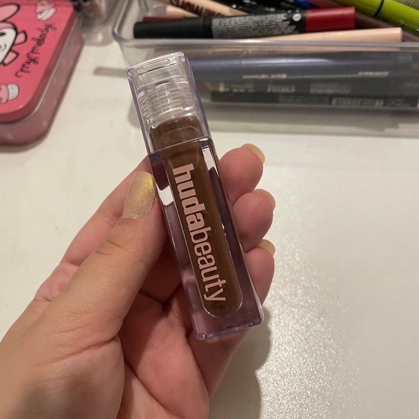 Huda Beauty Lip Gloss - Görsel 3