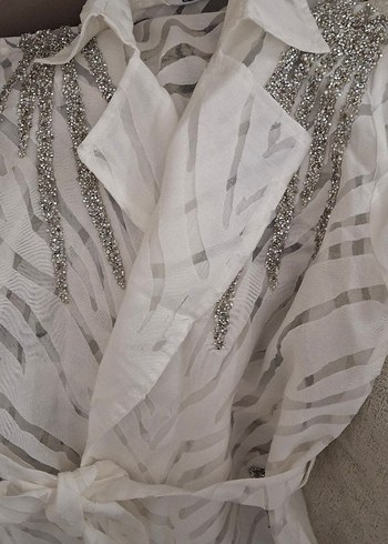 Uzun Beyaz Nakışlı Bohem Kadın abiye trenç - Görsel 2