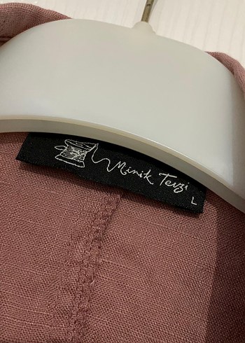 Uzun Kollu Bej Keten Tunik yumoş lekesi var - Görsel 2