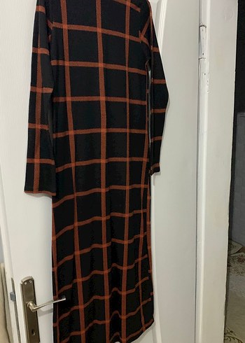 Kahverengi Kareli Uzun Kol Uzun Elbise - Görsel 3