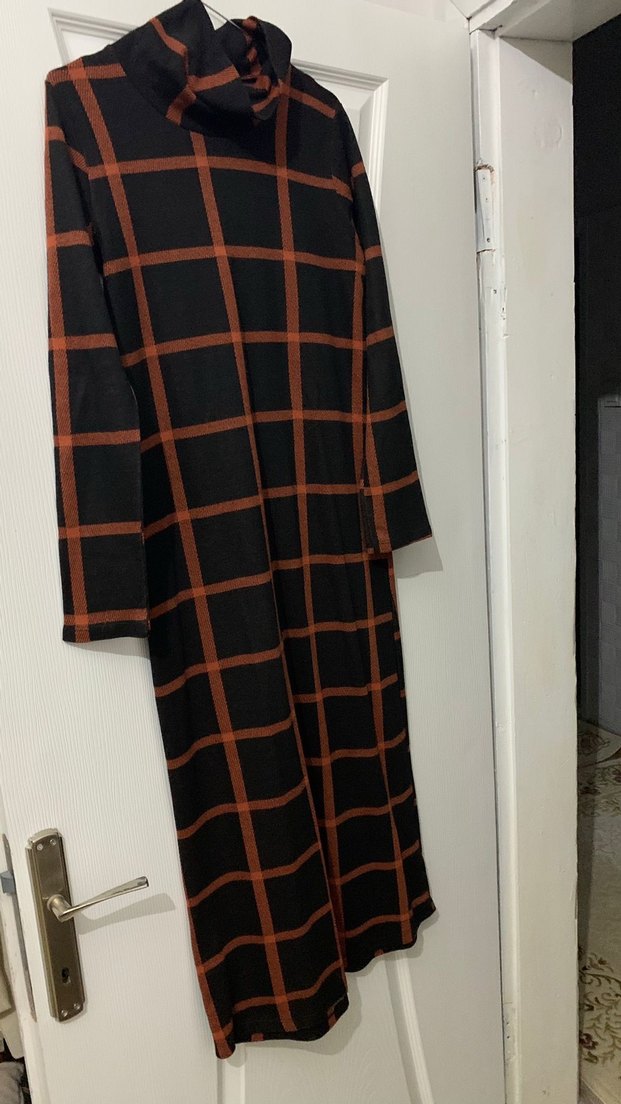 Kahverengi Kareli Uzun Kol Uzun Elbise - Görsel 2