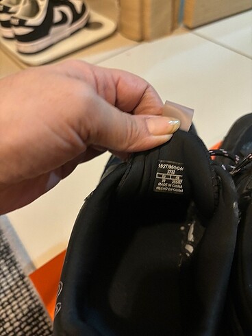 38,5 Beden Bershka