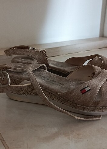 Tommy Hilfiger - Görsel 5