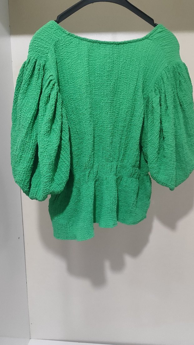 Yeşil Bağlamalı Bluz - Görsel 2