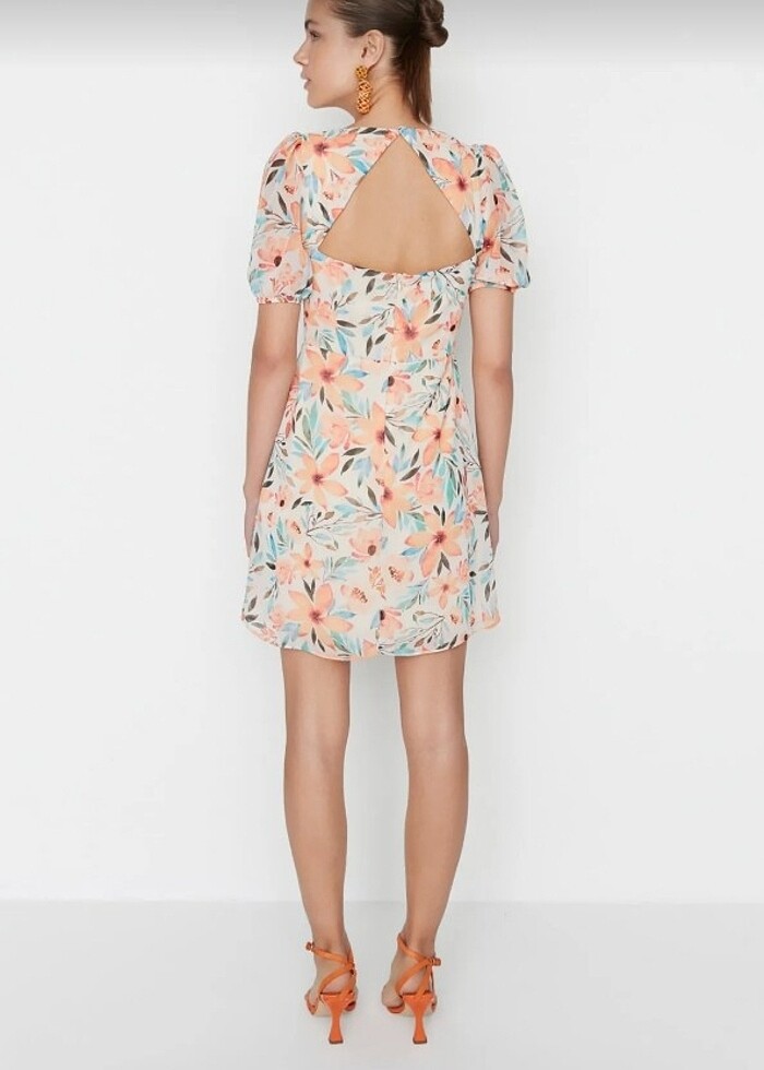 Trendyol Milla şifon çiçekli elbise  - Görsel 5