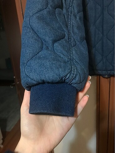 m Beden lacivert Renk Pull and bear ceket