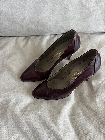 Diğer Hakiki deri stiletto