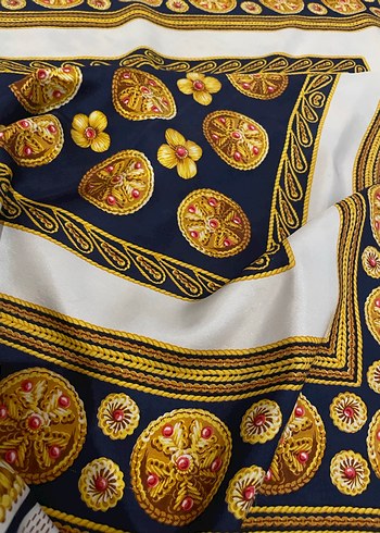 Beden altın Renk Loewe twill ipek eşarp