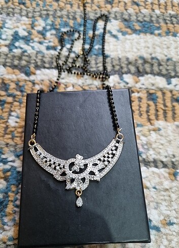 Mangala sutra kolyesi ( hindistan'a özgü evlilik kolyesi) - Görsel 2