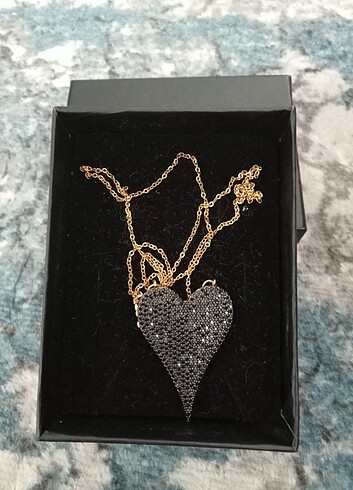 Kalpli kristal kolye - Görsel 3
