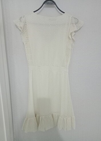 Krem renkli pileli elbise  - Görsel 3